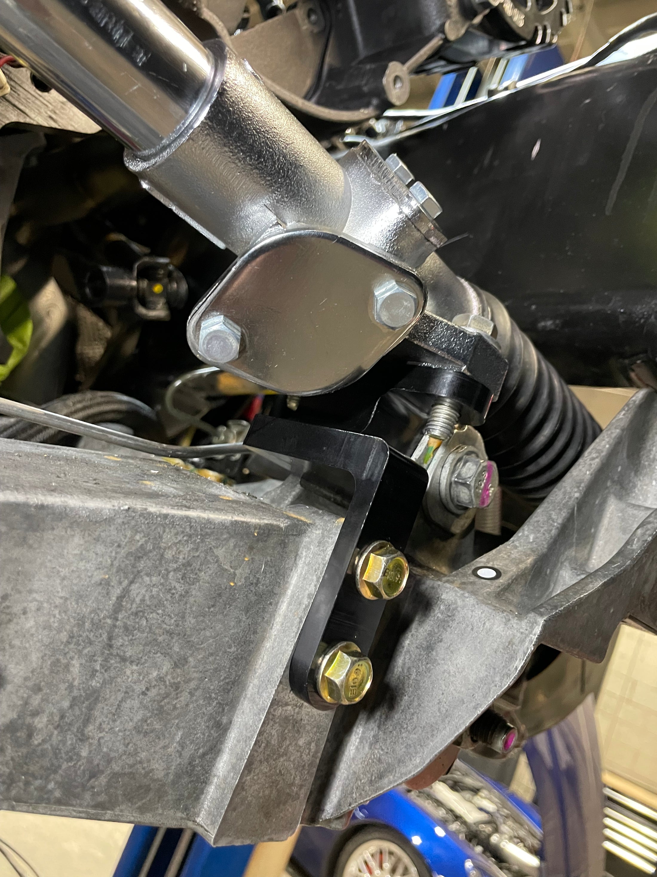 Bolt-In Mounts & TRZ C6 Corvette Manual Rack Kit Using C6 Factory Cros ...